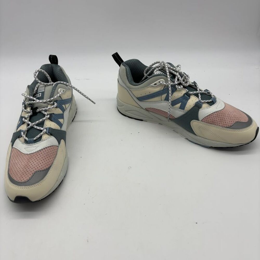 Karhu Fusion Sneakers in Cream